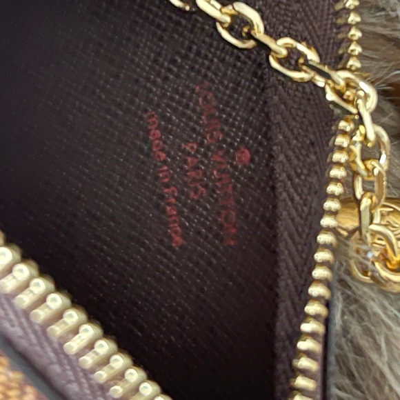 SoLD Brand New LV Key Pouch Damier Ebene - Picture 3 of 5